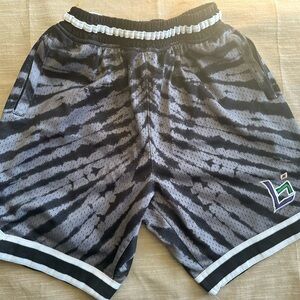 Men's Athletic Shorts in Black and Gray